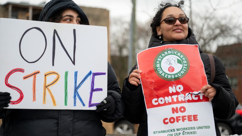 108078883-1734715120895-gettyimages-2190135198-STARBUCKS_STRIKE.jpeg