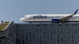 107372575-1707778089816-gettyimages-1975609541-jetblue12_q4ltplgx.jpeg