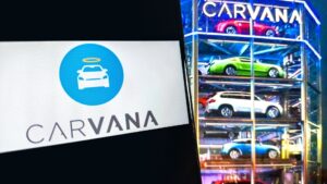 108013746-1722362416422-gettyimages-1545585933-Illustration_Carvana.jpeg